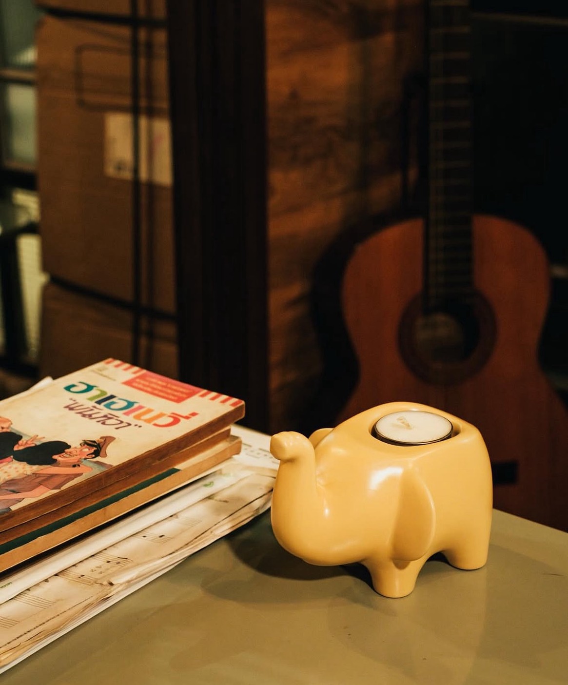 Elephant Ceramic Holder